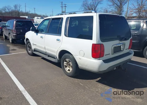 1998 Lincoln Navigator z USA, uszkodzony, nr VIN 5LMPU28L8WLJ12736